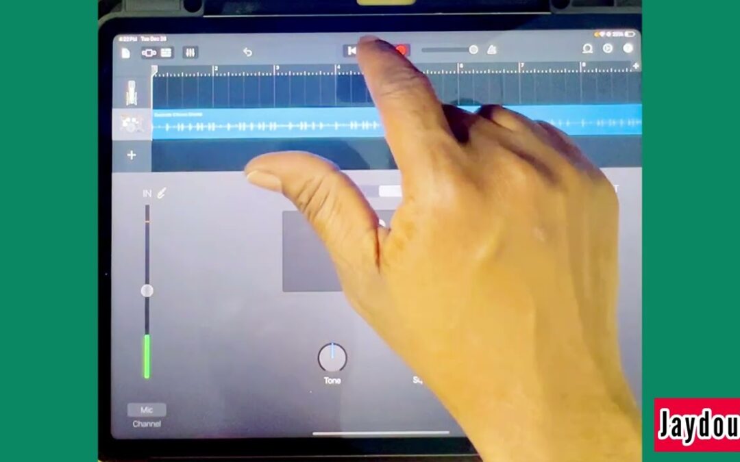 NO Musical Skills Needed! Make a SLAMMING Beat in GarageBand (iPad Pro) with Loops ONLY!
